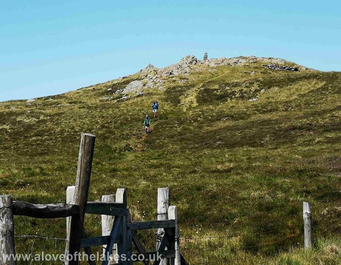 Heading towards the summit