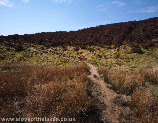 The path towards Skiddaw House
