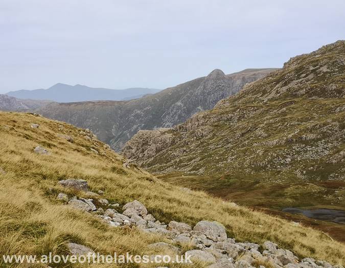 Looking towards Pike o Stickle