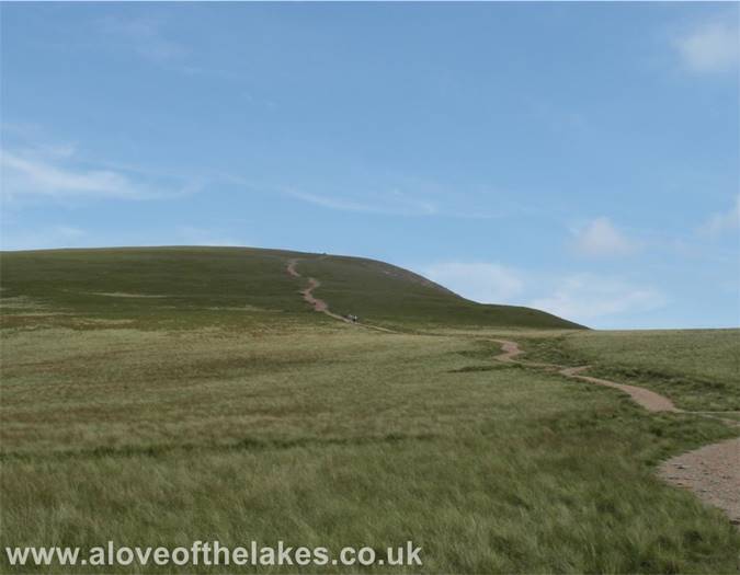 The path to Eel Crag