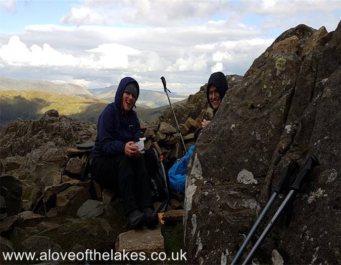 The summit wind shelter