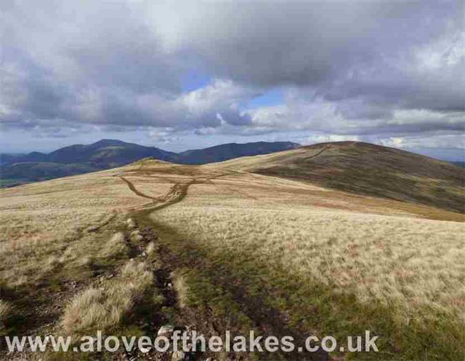 Picking up the path to Clough Head
