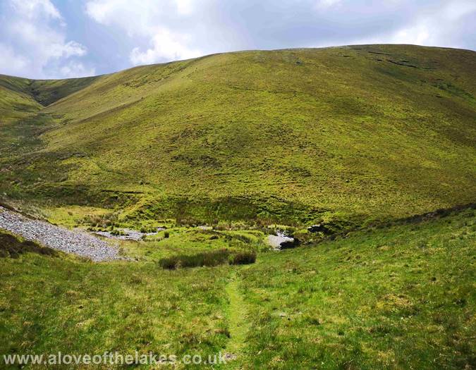 The zig-zag path up Burn Tod