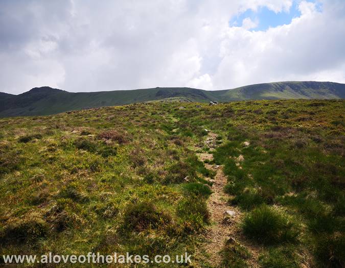 Approaching the connecting ridge line