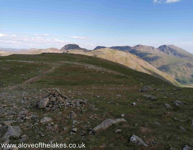 Heading towards the Black Sail pass