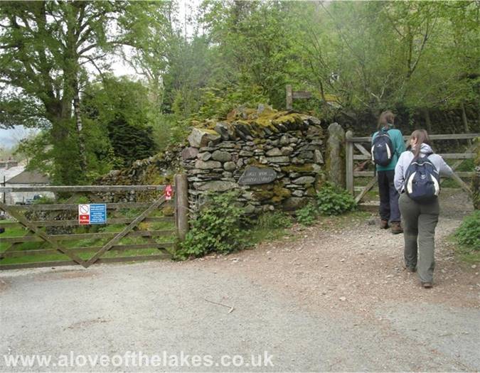 Leaving the path on the right