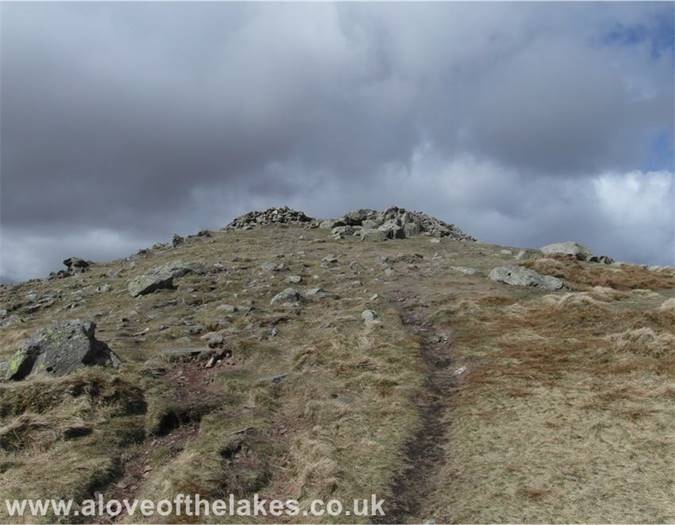 The summit wind shelter