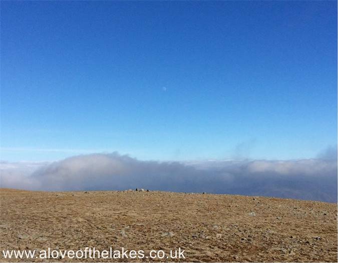 The mist approaches